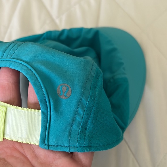 Lululemon Sun Chaser Run Hat in Surge - turquoise - Picture 5 of 15